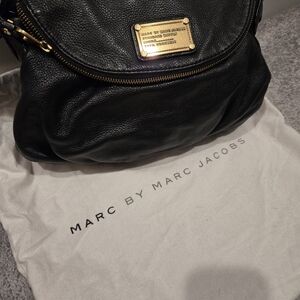 MARC BY MARC JACOBS Black Leather Crossbody Bag